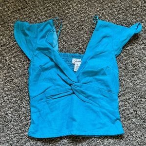 Cute blue crop top